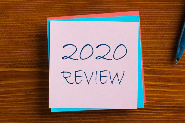 Stack of Post-it notes that say "2020 Review"