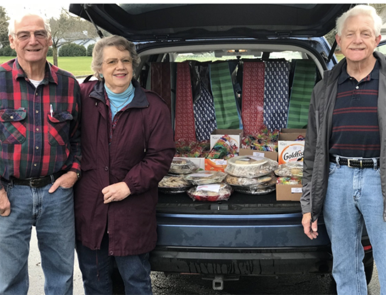 John and Lindy Tysor deliver goodies to homes in Oregon