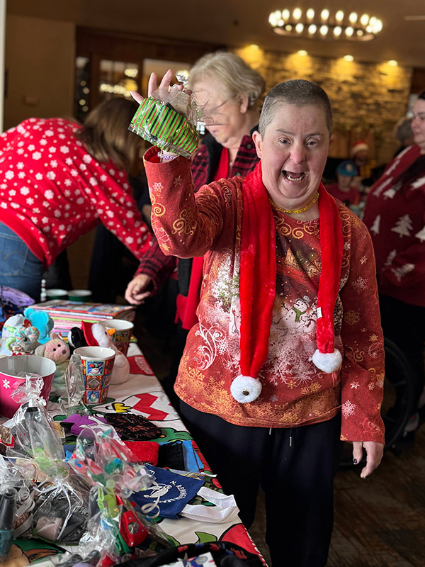 AbleLight Minnesota 2025 Holiday Celebrations - 15